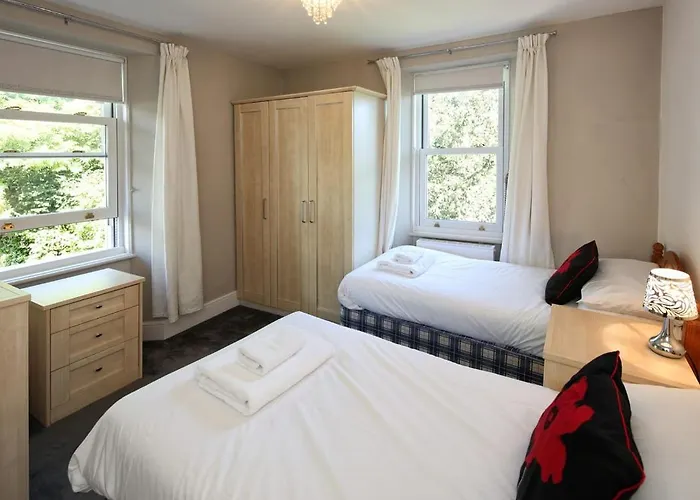 Torbay Rise Sea Side Villa With Family Facilities