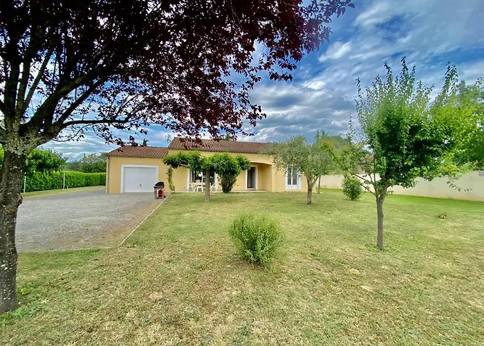 Villa 6P, 3Ch Avec Grand Jardin Clos, Clim, Village Classe De Vogue