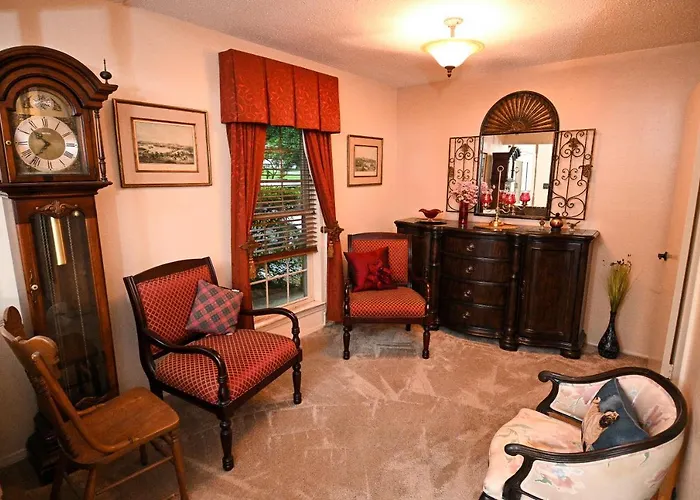 Long Term Perfection, Comfortable Luxury