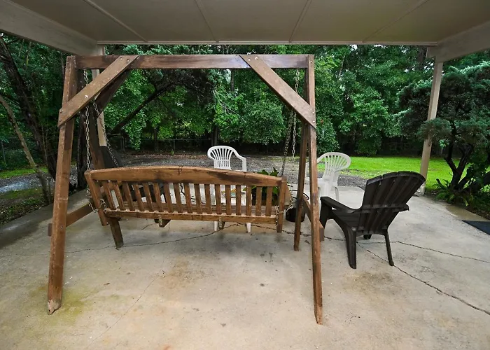 Long Term Perfection, Comfortable Luxury