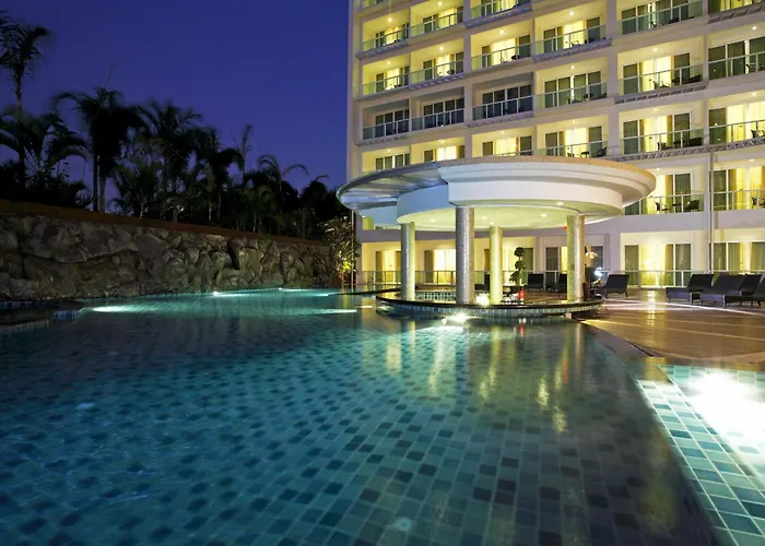 In Luxury hotels Centara Nova Pattaya