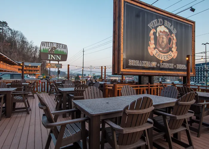 Beach Hotels Wild Bear Inn