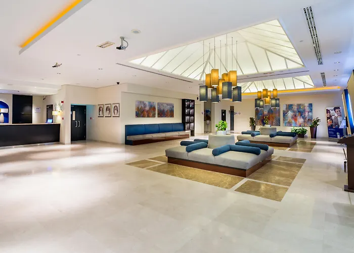 3 star hotels Holiday Inn Express Dubai Airport By Ihg