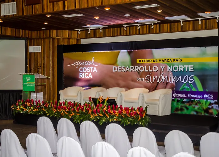 Beach hotel: Tilajari Hotel Resort