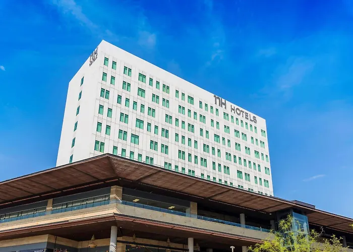 Hotel que admite mascotas: NH Monterrey La Fe
