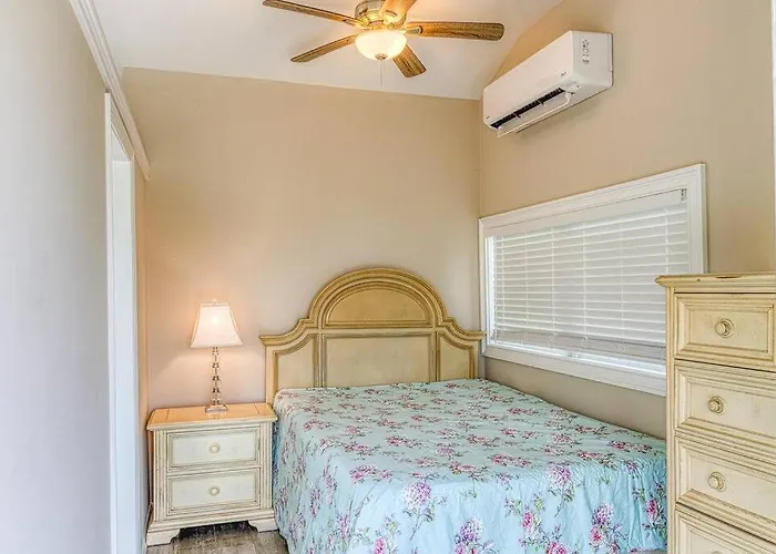 Beach Cottage Villa