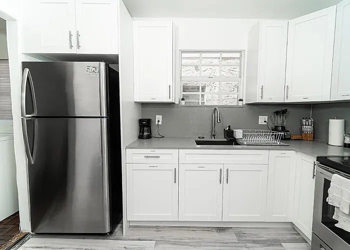 Bike To Beach-Spacious With Patio Bbq & Game Room