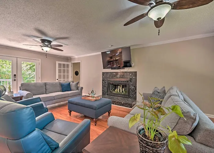 Clemson Game Day Villa Near Campus & Lakes