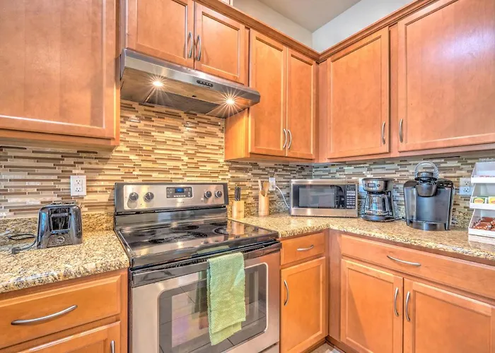 4 Bedroom Sunhaven Townhouse With Pool Near Disney