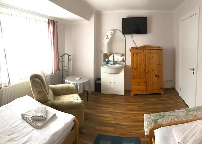 Garis Pension Zimmer Mit Gemeinschaftsbad