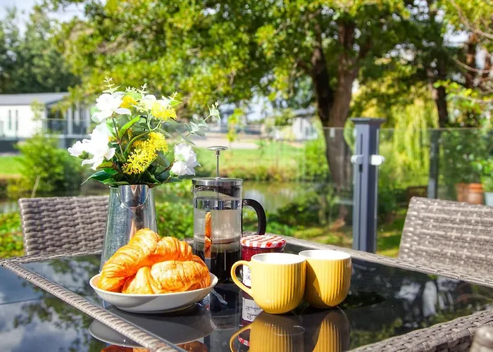 Lakeside Lodge, Green Hill Farm Holiday Village