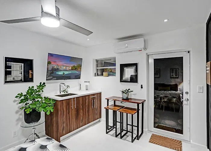 Stylish Luxury Tropical Junior Suite