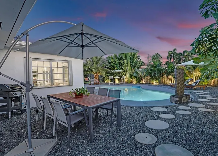 Stylish Luxury Tropical Junior Suite