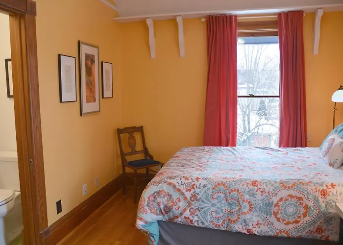 Art And Lodging