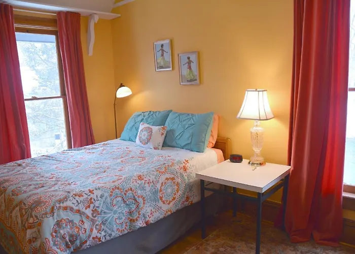 Art And Lodging