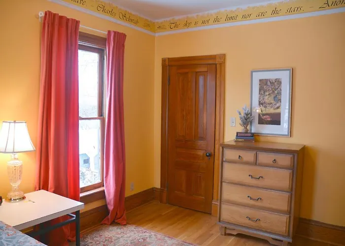 Art And Lodging