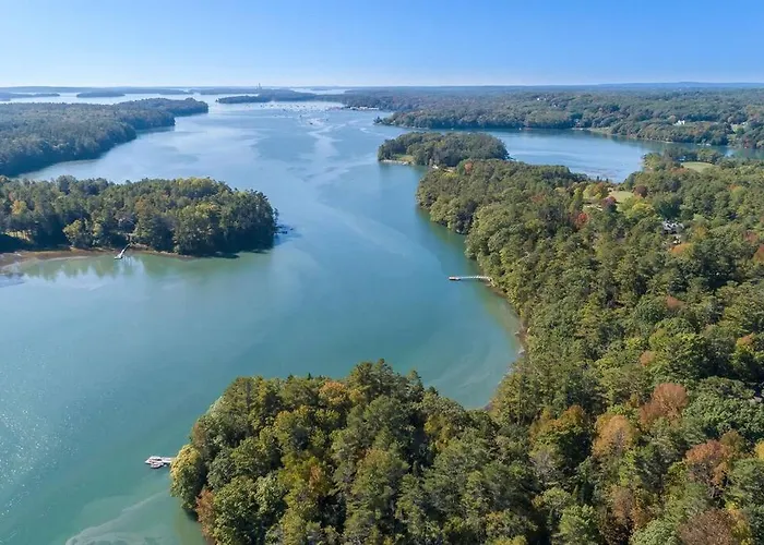 Waterfront, Luxury, Spacious Home In Freeport!