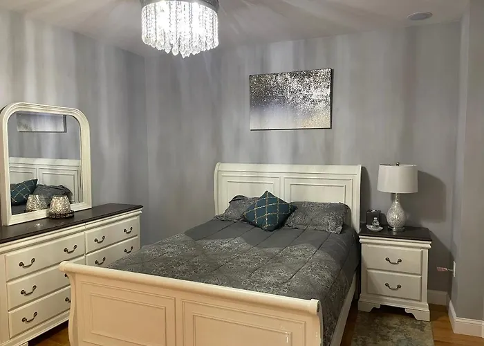 Brand New Luxury Rooms Near Downtown Boston