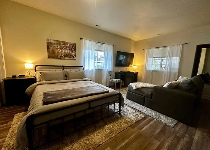 Sonia'S Guest Suite In Montesano-Gateway To Olympic National Park