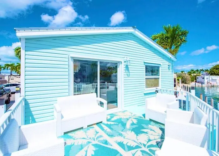 Nautilus...Ocean Front Cottage Retreat ~