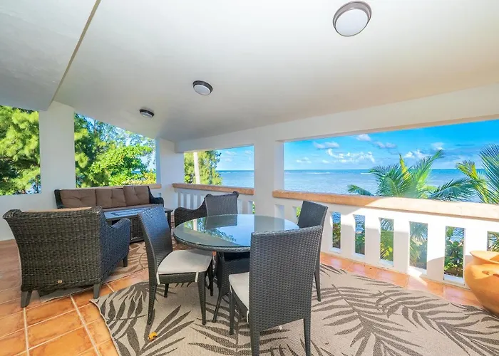 Newly Renovated 8 Bedroom Ocean Front Villa With Pool