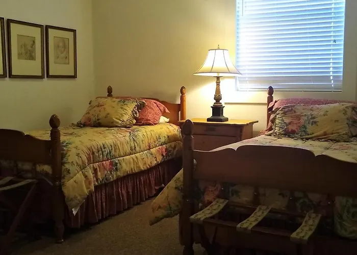 Dogwood Springs Lodgings