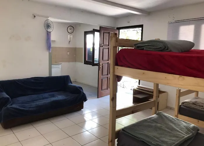 Avokanto Hostel