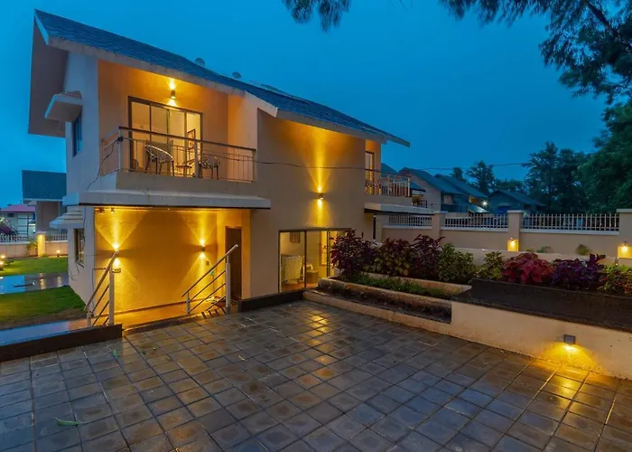 Stayvista's Stars & Boulevards: Family-Friendly Stargazing Retreat