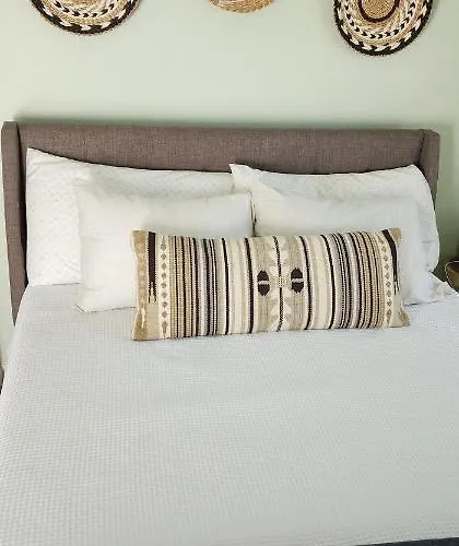 Conveniently Located San Antonio Getaway