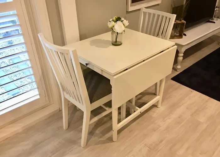 Hamptons In Rye Studio - 3 Mins From Famous Hot Springs!