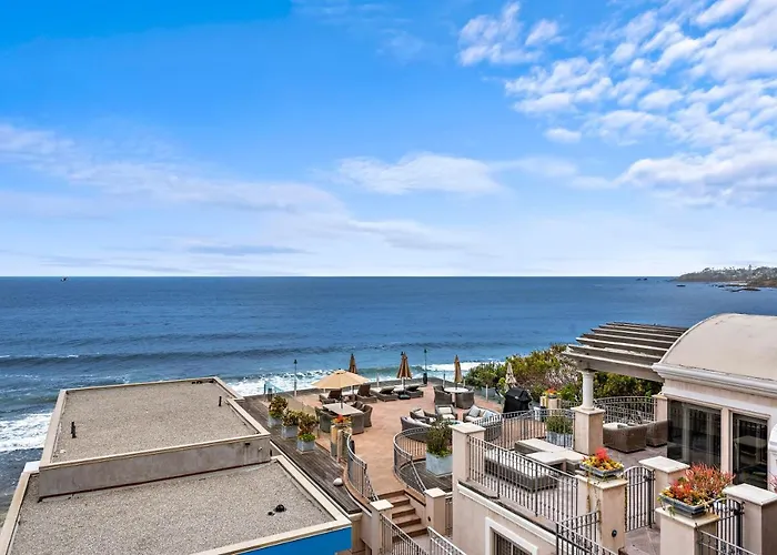 Sleepy Hollow Villas #2 In Laguna Beach