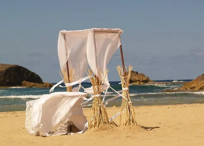The Views Will Take Your Breath Away - Romantic Villa On The Beach