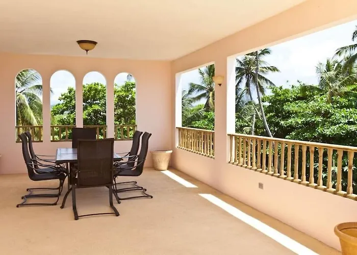 Private Oceanfront Villa For Epic Group Getaways