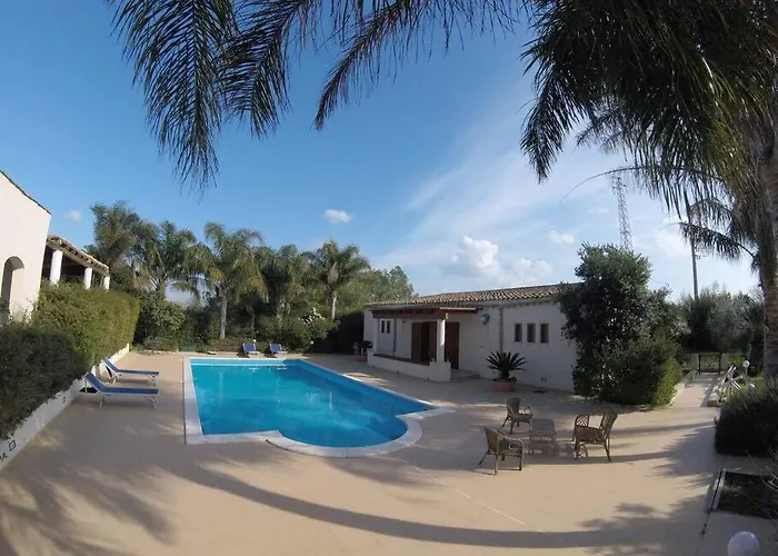 Villa Amurusanza - Dependance Con Piscina