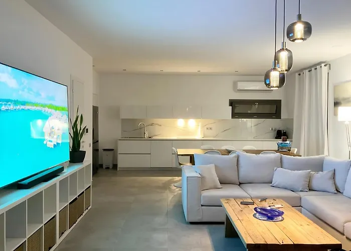 Luxury Villa Seven Skiathos Town