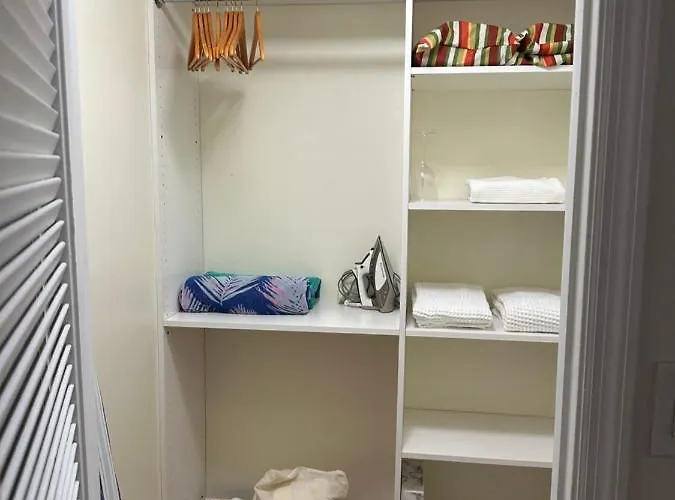 Adorable Self Check-In Guest Suite W/Private Patio