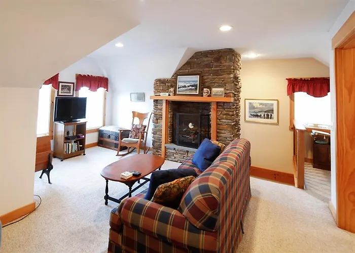 Cozy Cove Cottage Limit 6 Cottage