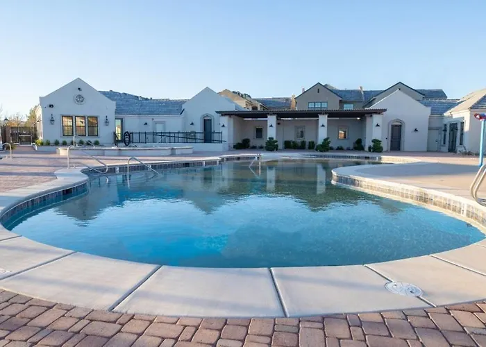 Casa Blanca Luxury Villa Private Pool Sleeps 30!