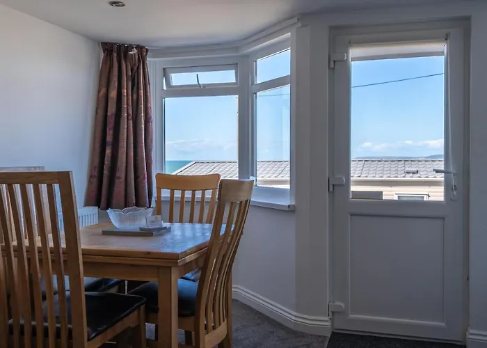 Deluxe Kipling Villa With Sea Views