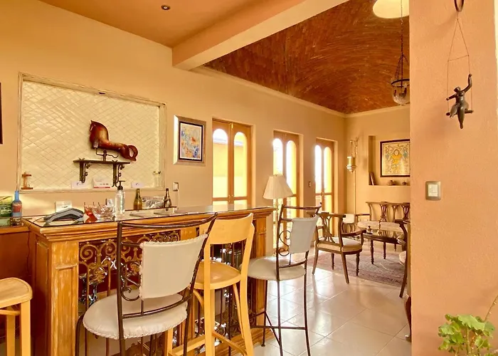 Hotel Tierra De Sol Y Luna