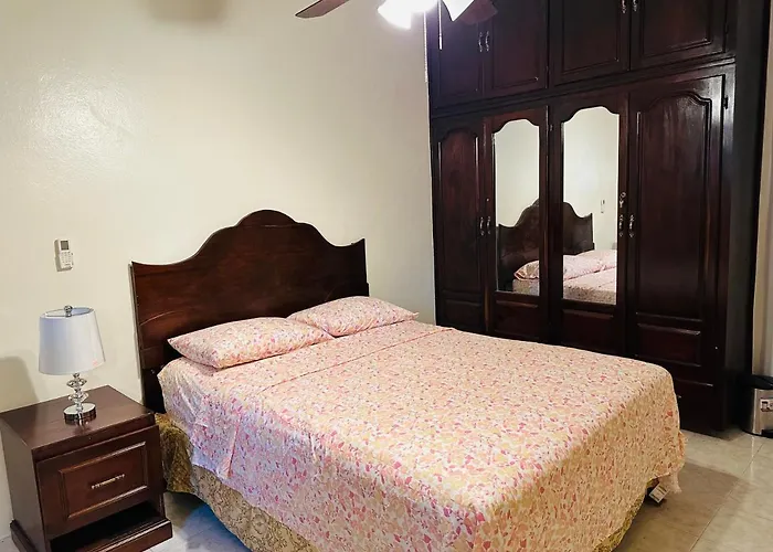 La Difference Guest House