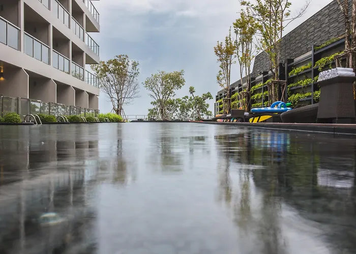 Golden Tulip Beachfront Resort