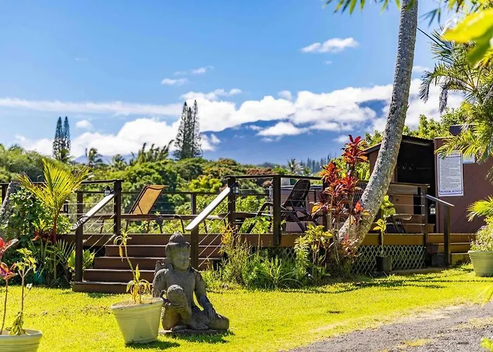 Cliff House With Ocean Views In Haiku, Maui Jungle