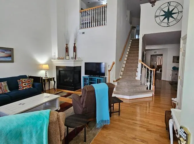 Spectacular Spacious Beach Villa Near Bethany Beach