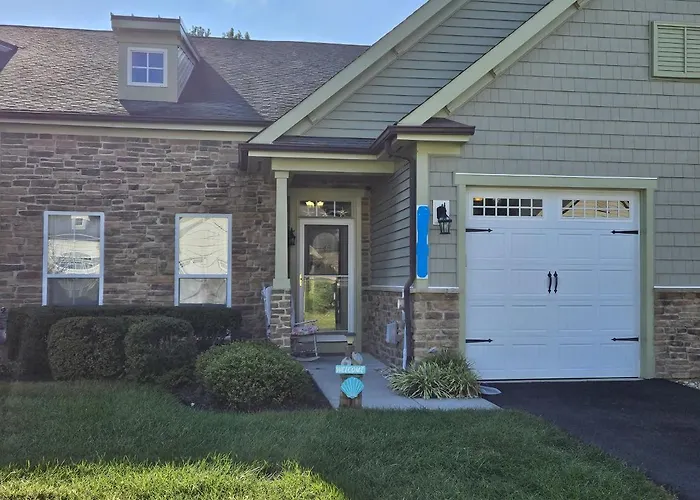Spectacular Spacious Beach Villa Near Bethany Beach