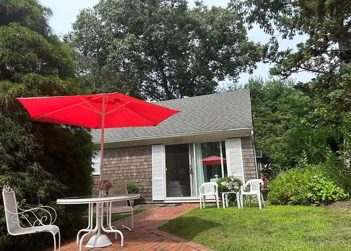 Hamptons Private Guest Cottage