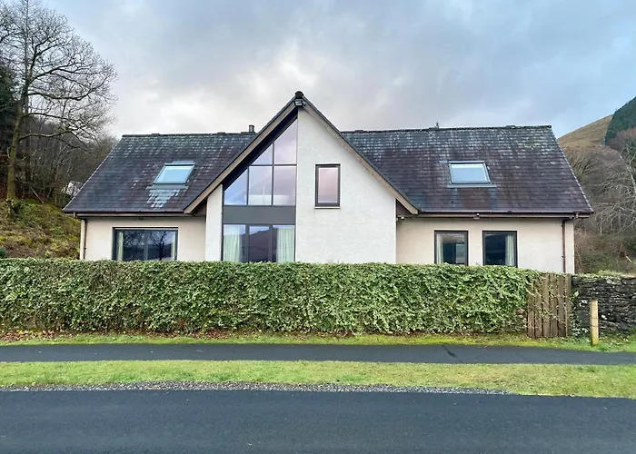 Resort: The Beach House Loch Lomond