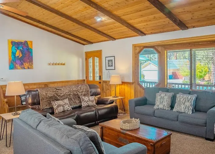 The Lilac Lodge, The Ultimate Getaway!