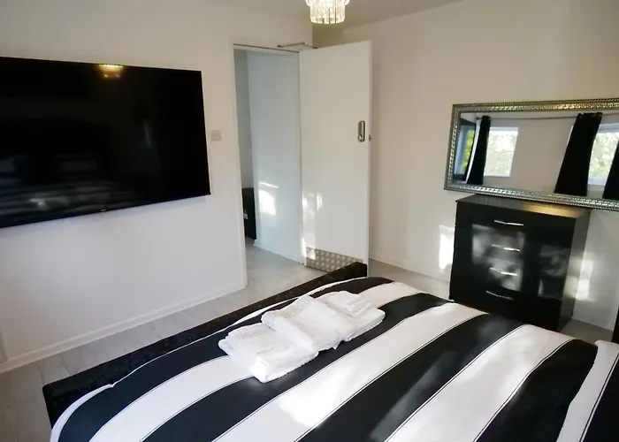 Giomakay Luxury Rooms Milton Keynes