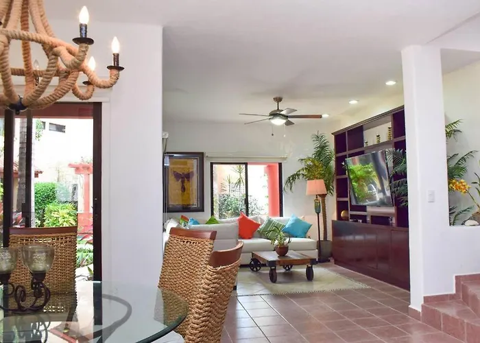 Villa Familiar En Exclusivo Condominio Playacar
